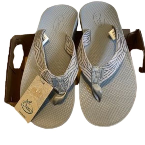 Chaco Other - Chaco NWT serpent gray classic flip flops sandals size 10